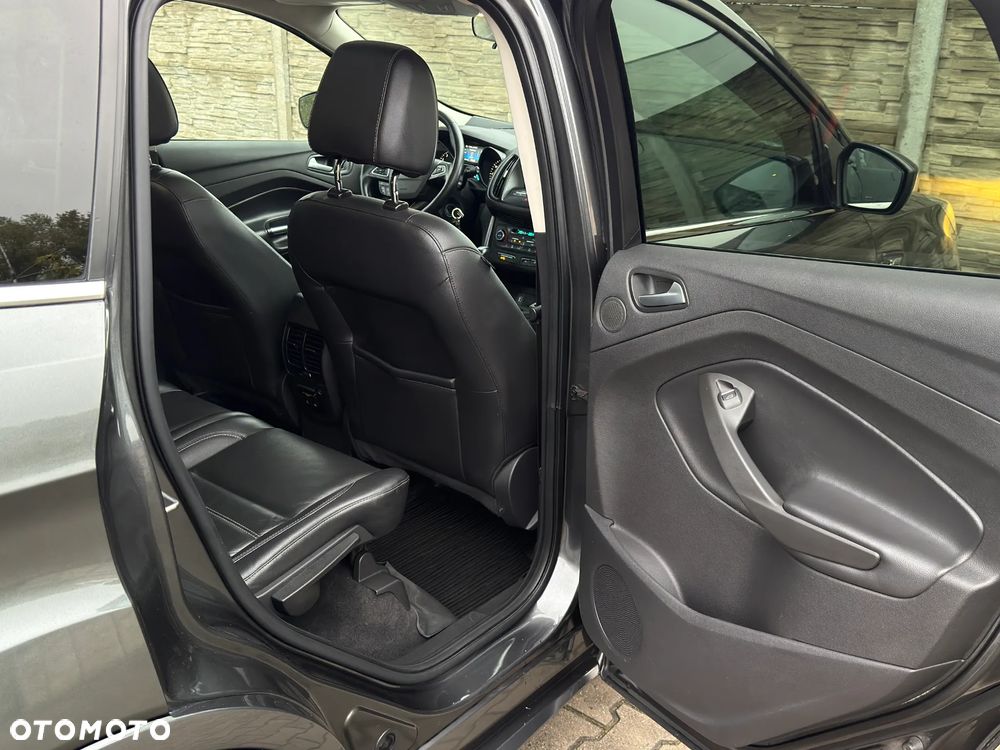 Ford Kuga 1.5 EcoBoost AWD ST-Line ASS - 21