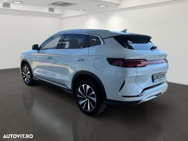 BYD Seal U 2025 — imagine 4
