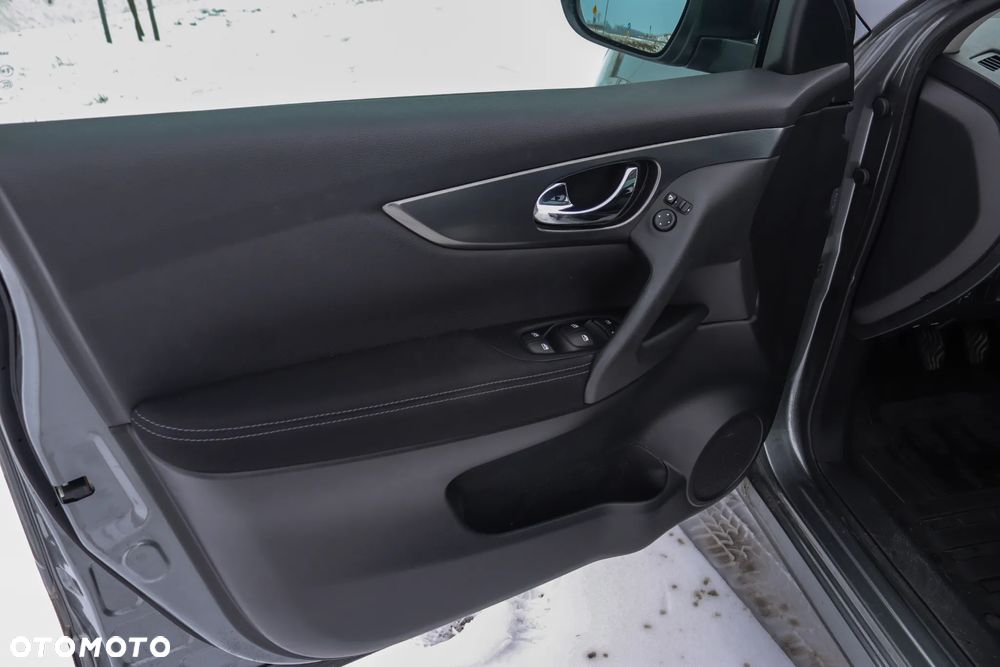 Nissan Qashqai - 10