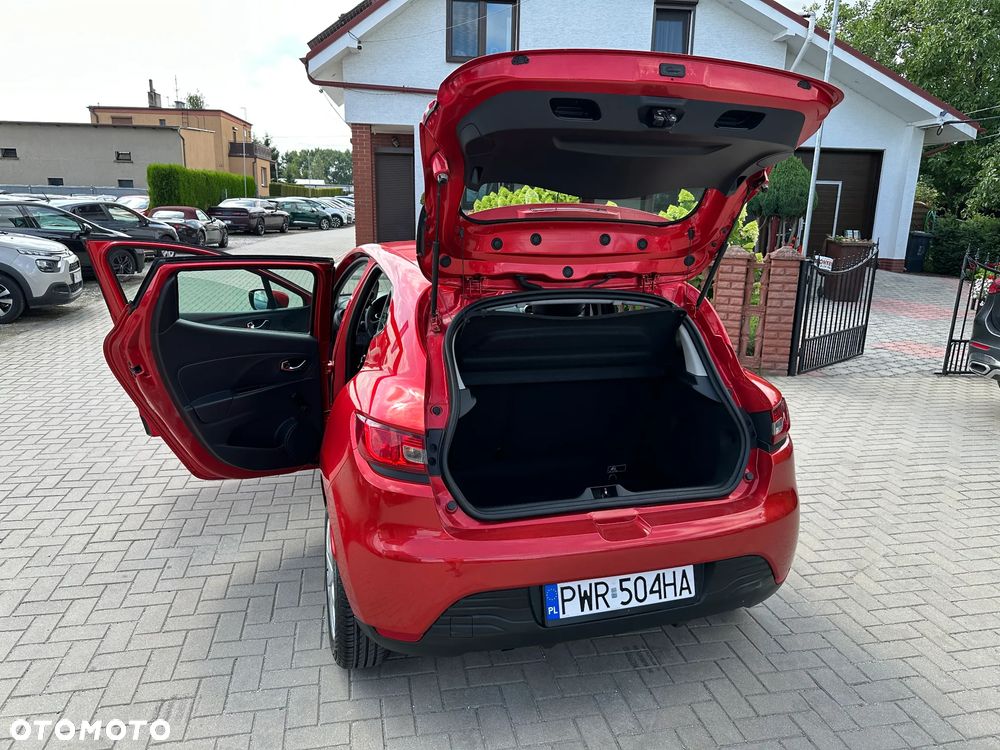 Renault Clio - 25