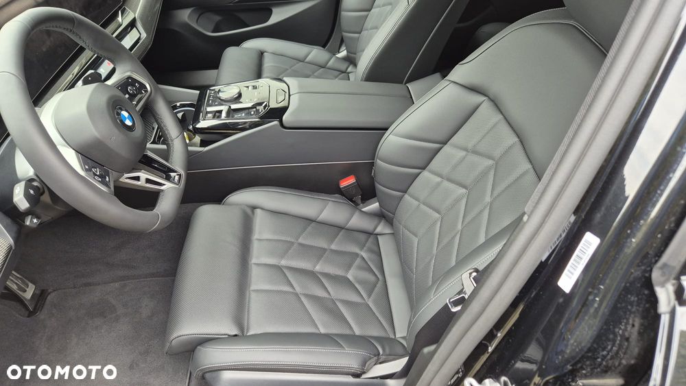 BMW Seria 5 520i GPF Business Edition sport - 9