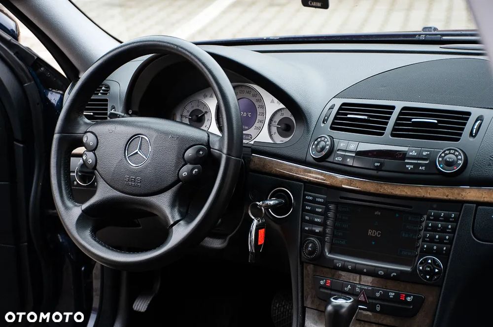 Mercedes-Benz Klasa E - 24