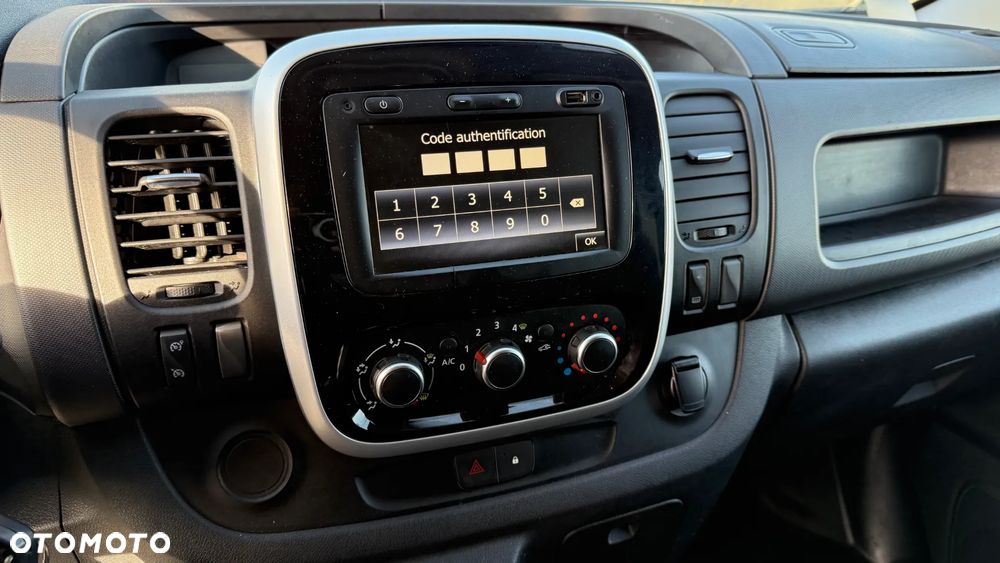 Renault TRAFIC - 18