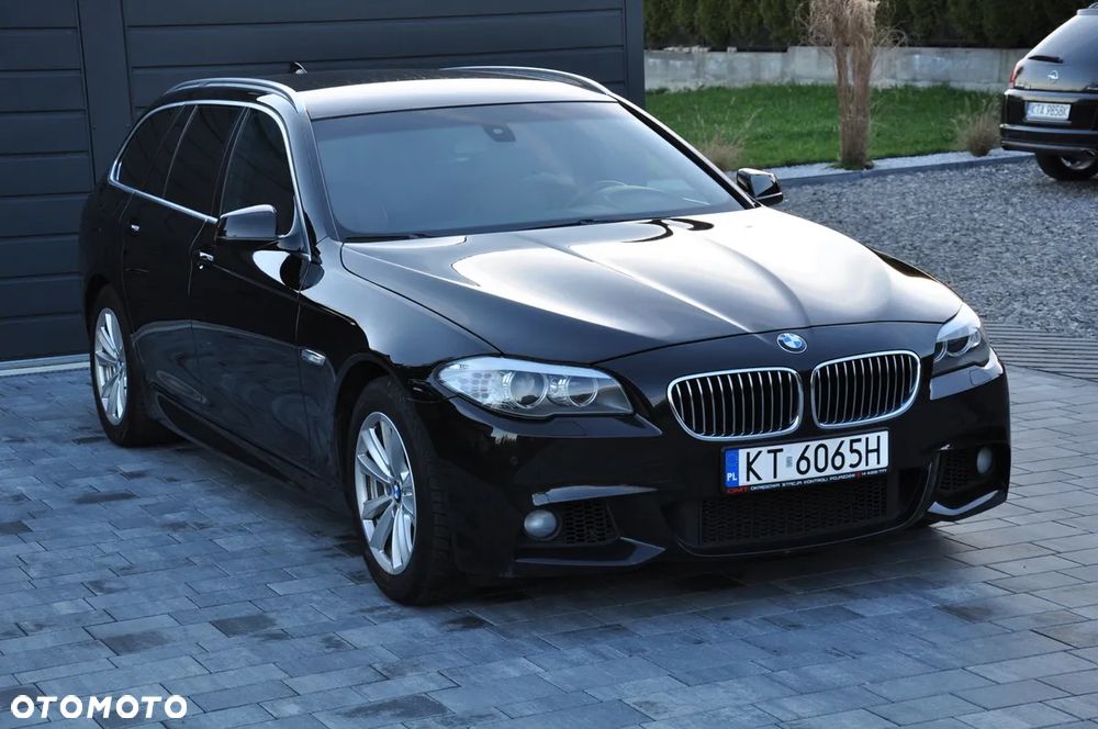 BMW Seria 5 520d Touring Luxury Line - 1