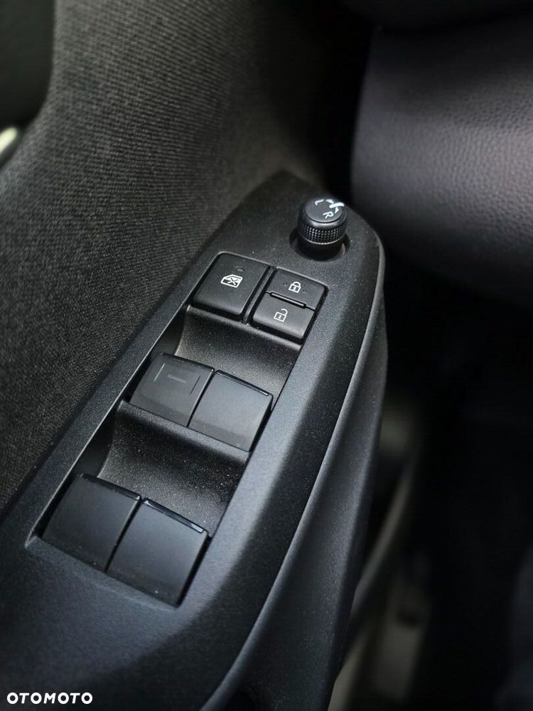 Toyota Yaris Cross Hybrid 1.5 Comfort - 16
