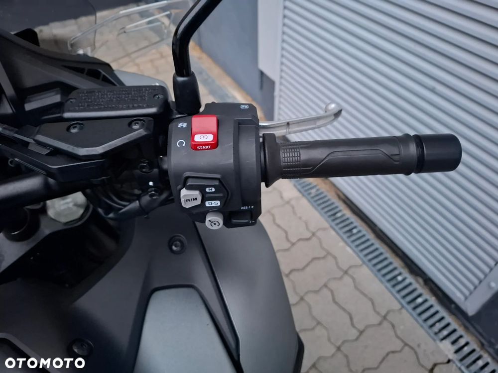 Honda NT - 19