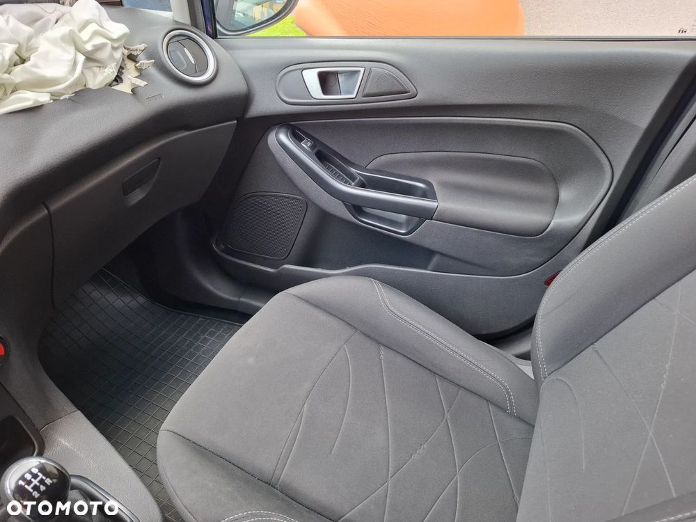 Ford Fiesta 1.25 Silver X (Trend) EU6 - 13