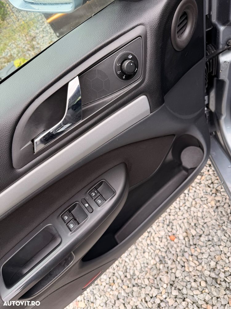 Skoda Octavia 1.6 TDI DPF Elegance - 19