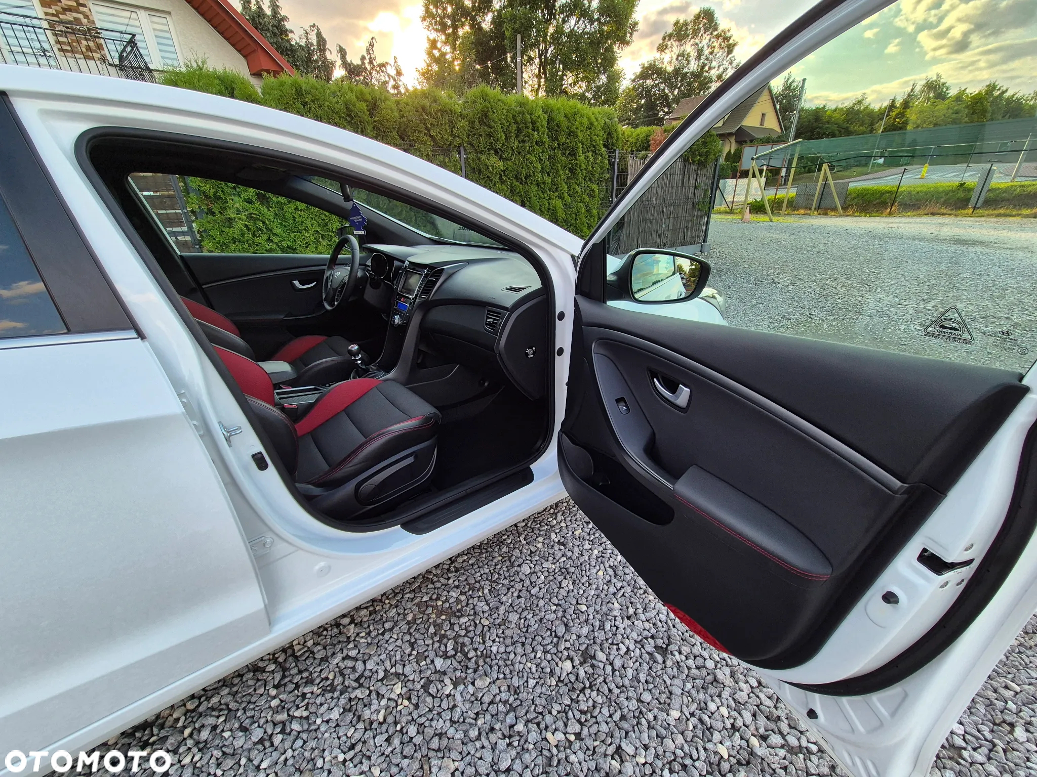 Hyundai i30 1.6 T GDI Turbo - 38