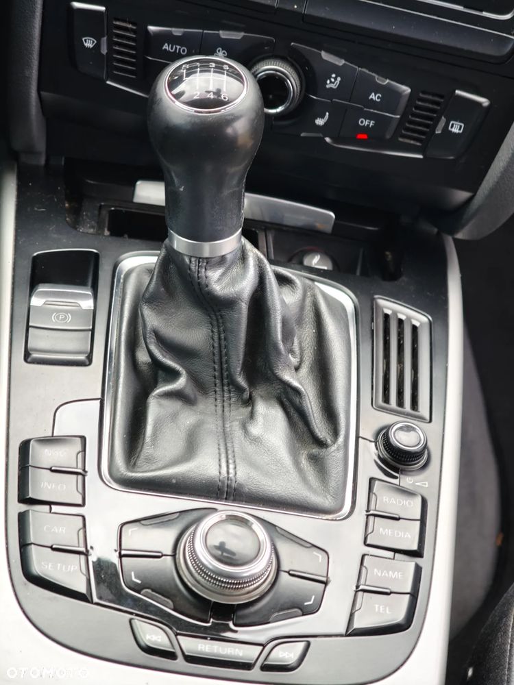 Audi A4 Avant 2.0 TDI Limited Edition - 9