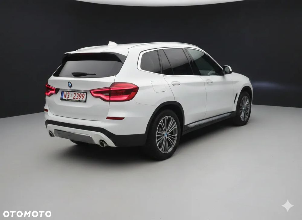 BMW X3 sDrive18d xLine - 4