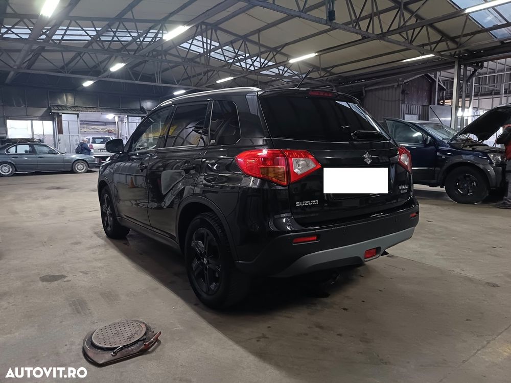 Suzuki Vitara - 12