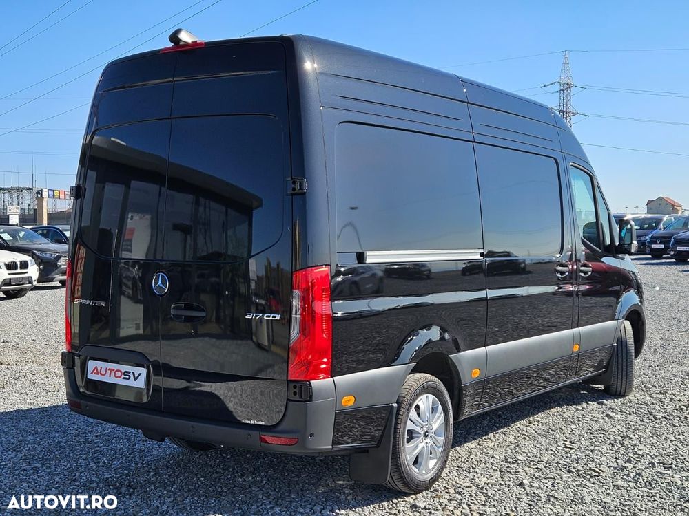 Mercedes-Benz Sprinter - 7