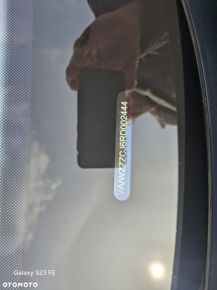 Volkswagen Passat - 12