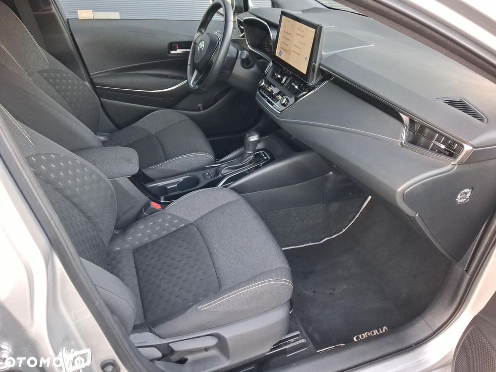 Toyota Corolla 1.8 Hybrid Comfort - 10