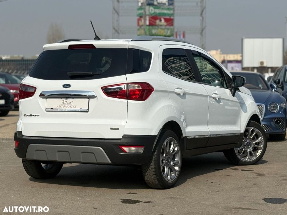 Ford EcoSport - 13