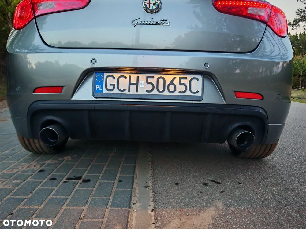 Alfa Romeo Giulietta 1750 TBi Quadrifoglio Verde - 4