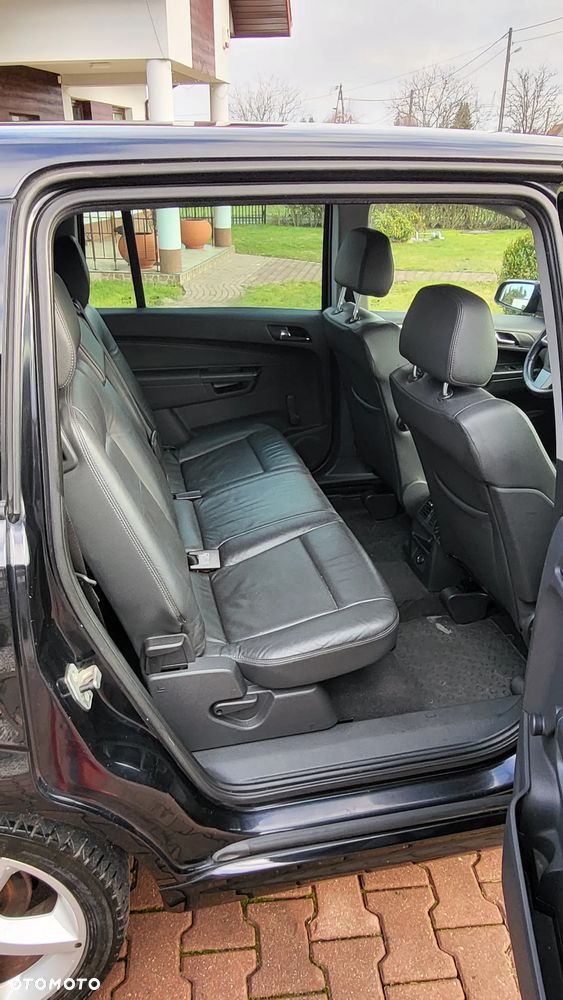 Opel Zafira - 19
