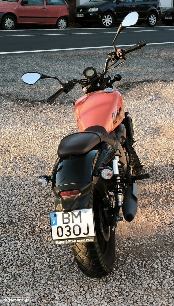 QJ Motor SRV 125 - 2