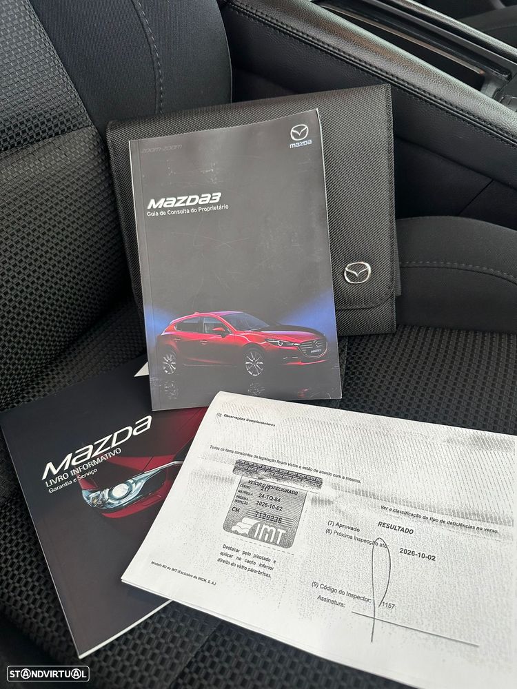 Mazda 3 Hatchback 1.5 Sky-D Excellence Navi - 23