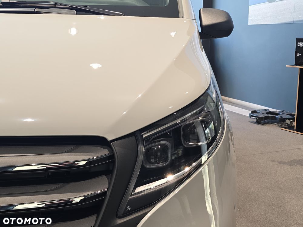Mercedes-Benz Vito 119 CDI 4x4 Mixto - 22