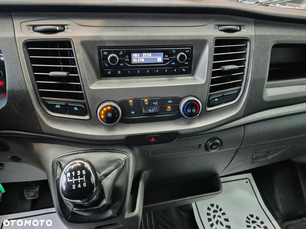 Ford Transit 350 2.0 TDCi / CHŁODNIA / MROŻNIA / IDEALNA DO MROŻONEK / BOCZNE KOMORY / ZASILANIE ZEWNĘTRZNE / GRUBE ŚCIANKI / SERWISOWANY / MODEL 2020 / EURO 6 / UNIKATOWY - 25
