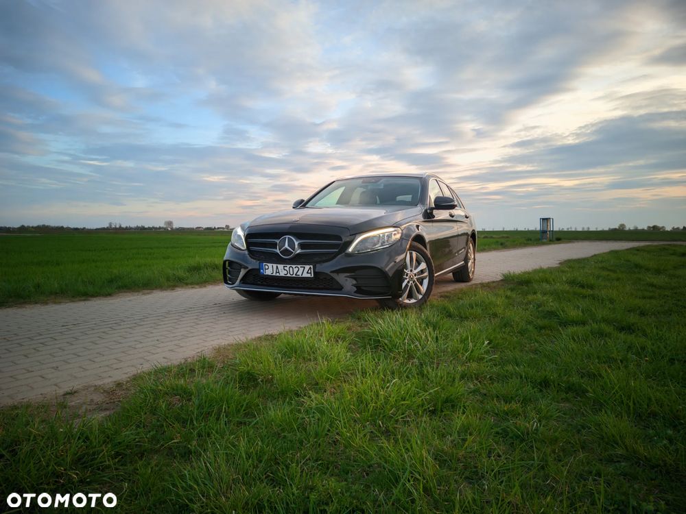 Mercedes-Benz Klasa C 220 d 4Matic 9G-TRONIC AMG Line - 27