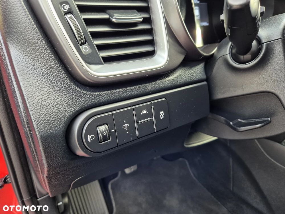 Kia Ceed 1.4 L Business Line - 29