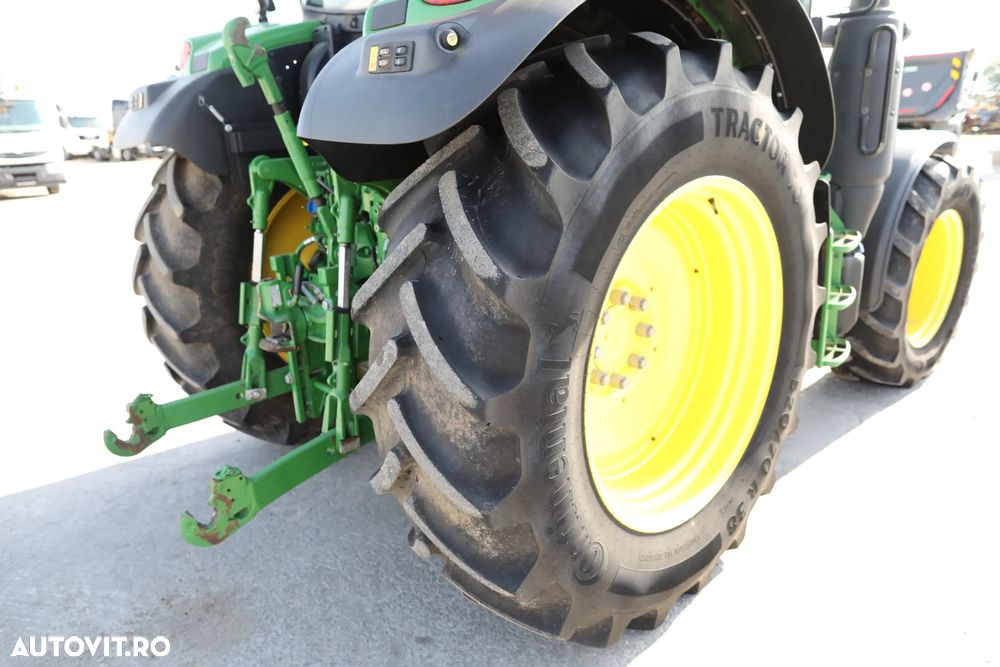 John Deere 6120 R - 15