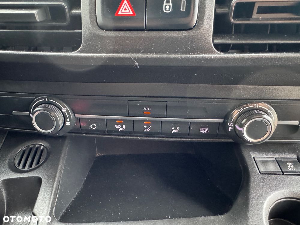 Peugeot Partner 1.5 2020 BLUEHDI BOGATA WERSJA STAN IDEALNY - 15