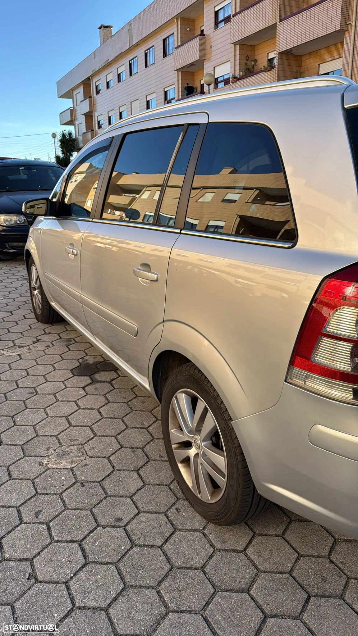 Opel Zafira 1.7 CDTi EcoFLEX - 2