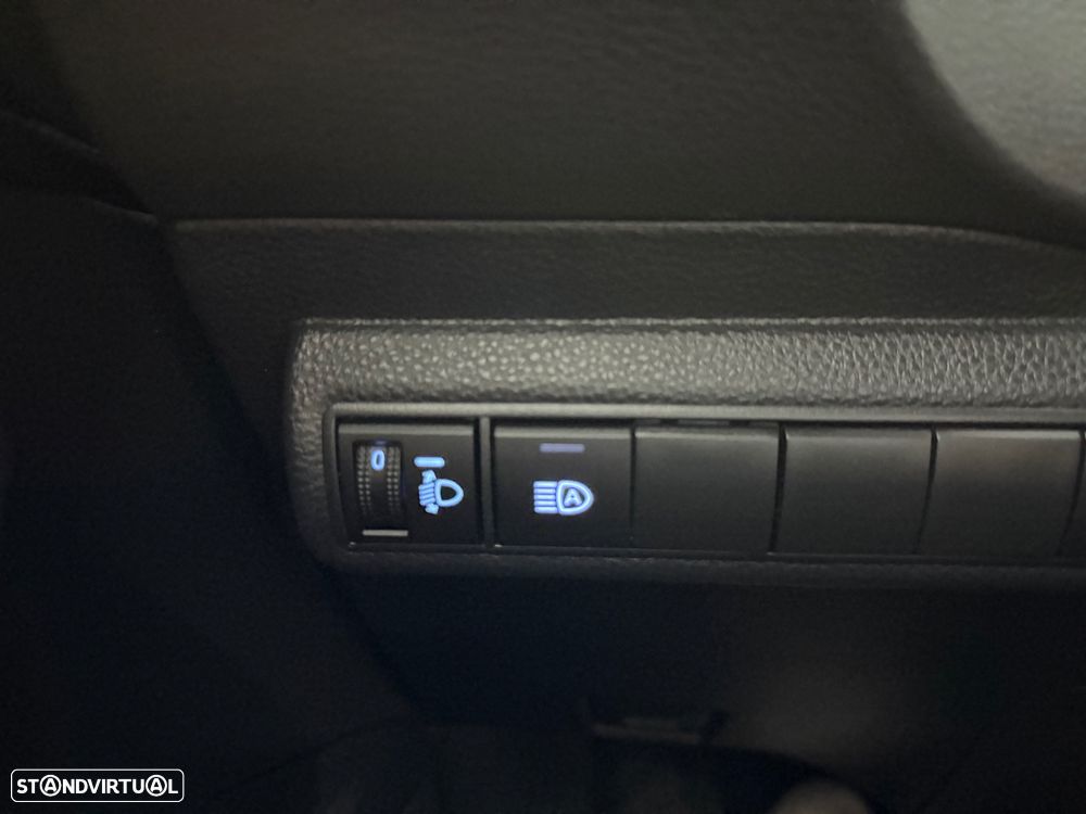 Toyota Corolla Touring Sports 1.8 Hybrid Comfort - 25