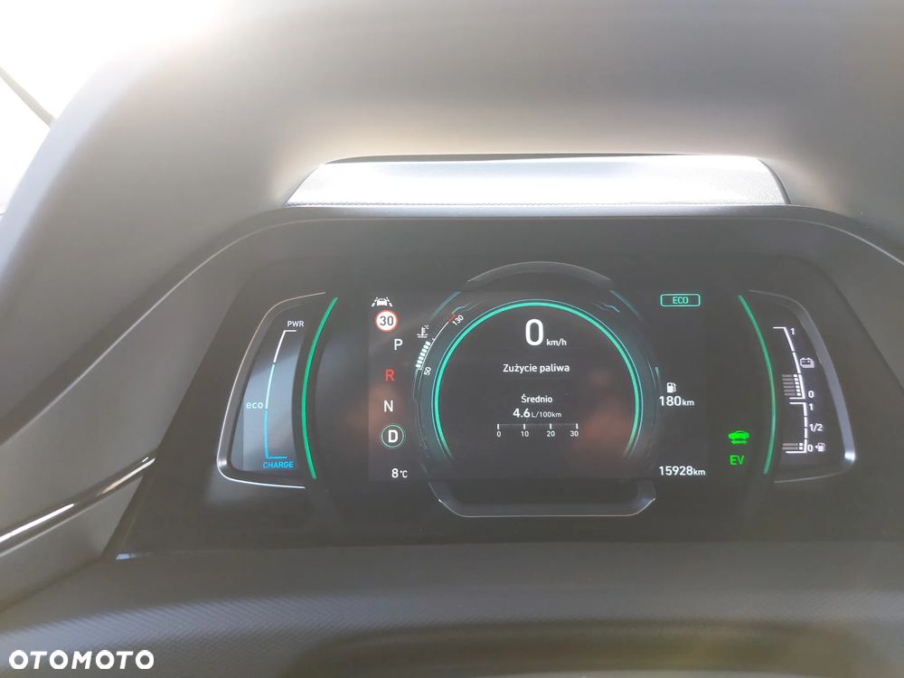 Hyundai IONIQ - 32