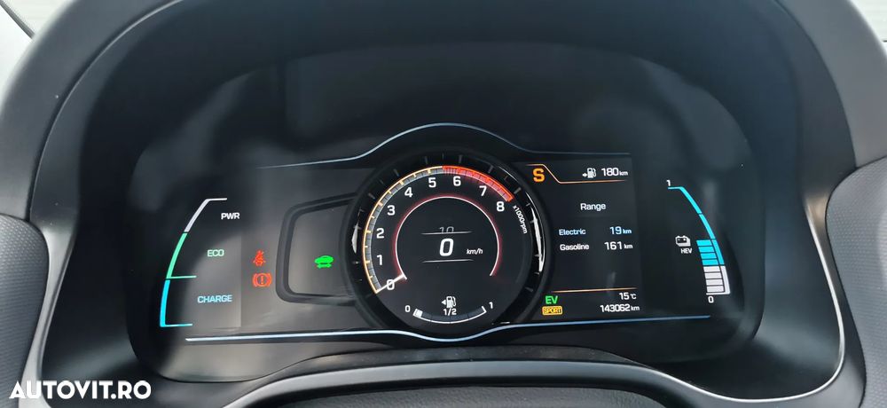 Hyundai IONIQ 1.6 GDI Premium - 34