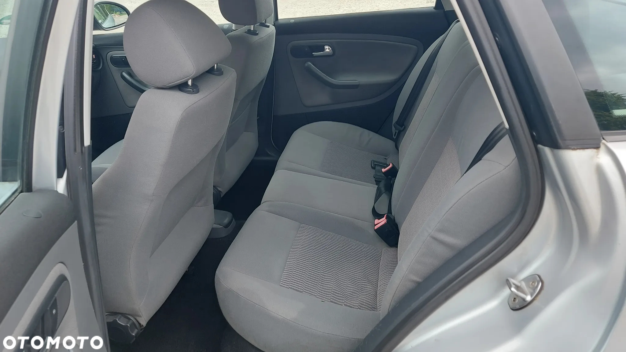 Seat Ibiza 1.4 16V Comfort Edition - 8