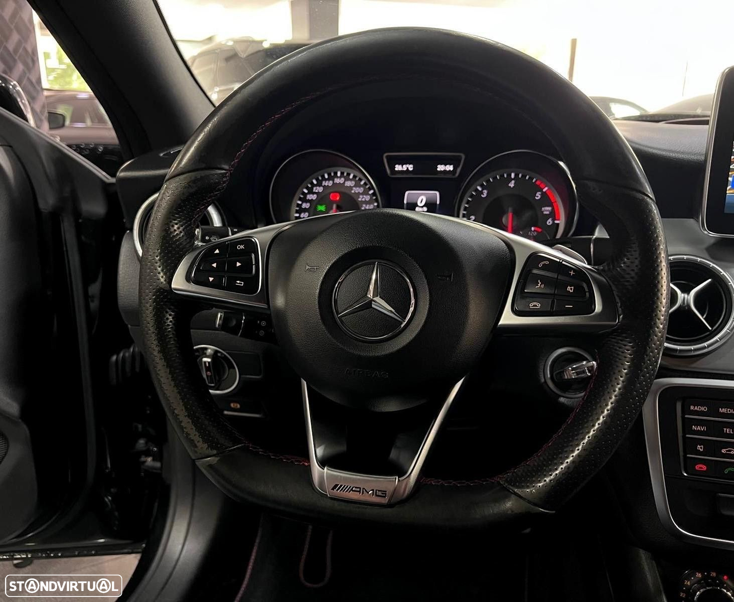 Mercedes-Benz CLA 200 d Shooting Brake AMG Line Aut. - 25