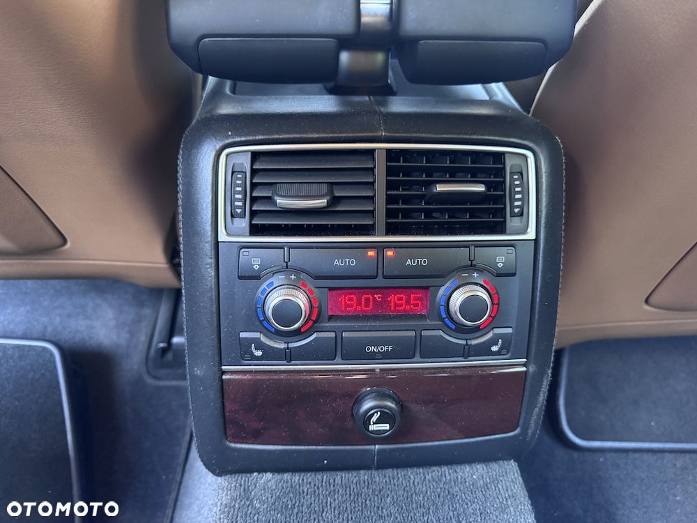 Audi A8 4.2 TDI DPF Quattro Langversion - 26