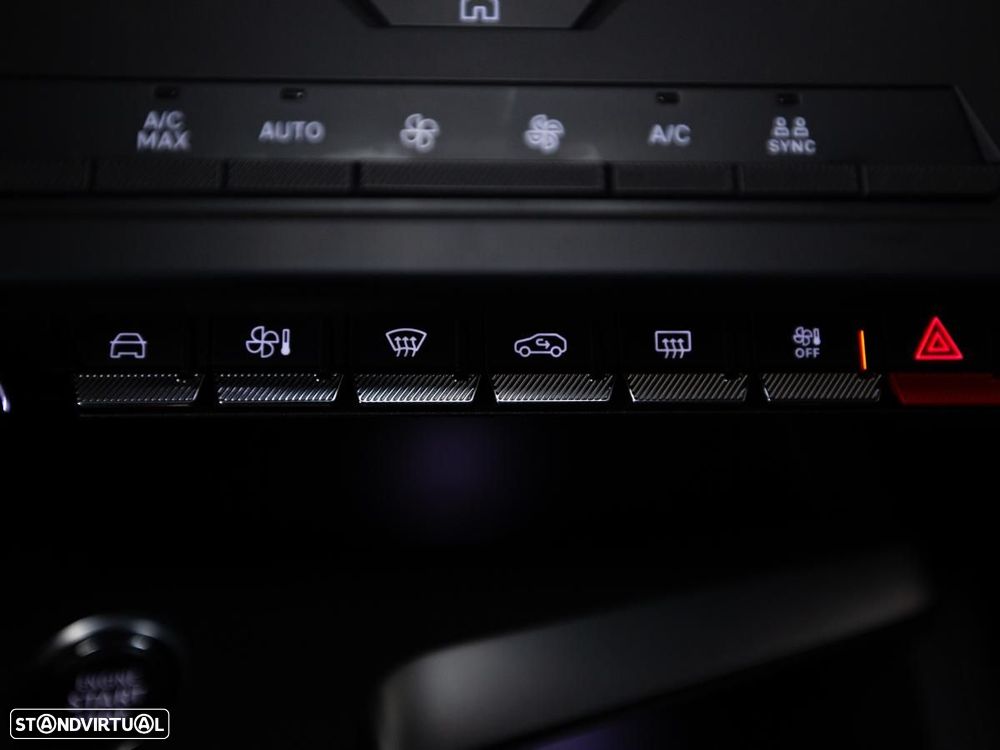 Peugeot 308 1.6 Hybrid Active e-EAT8 - 17