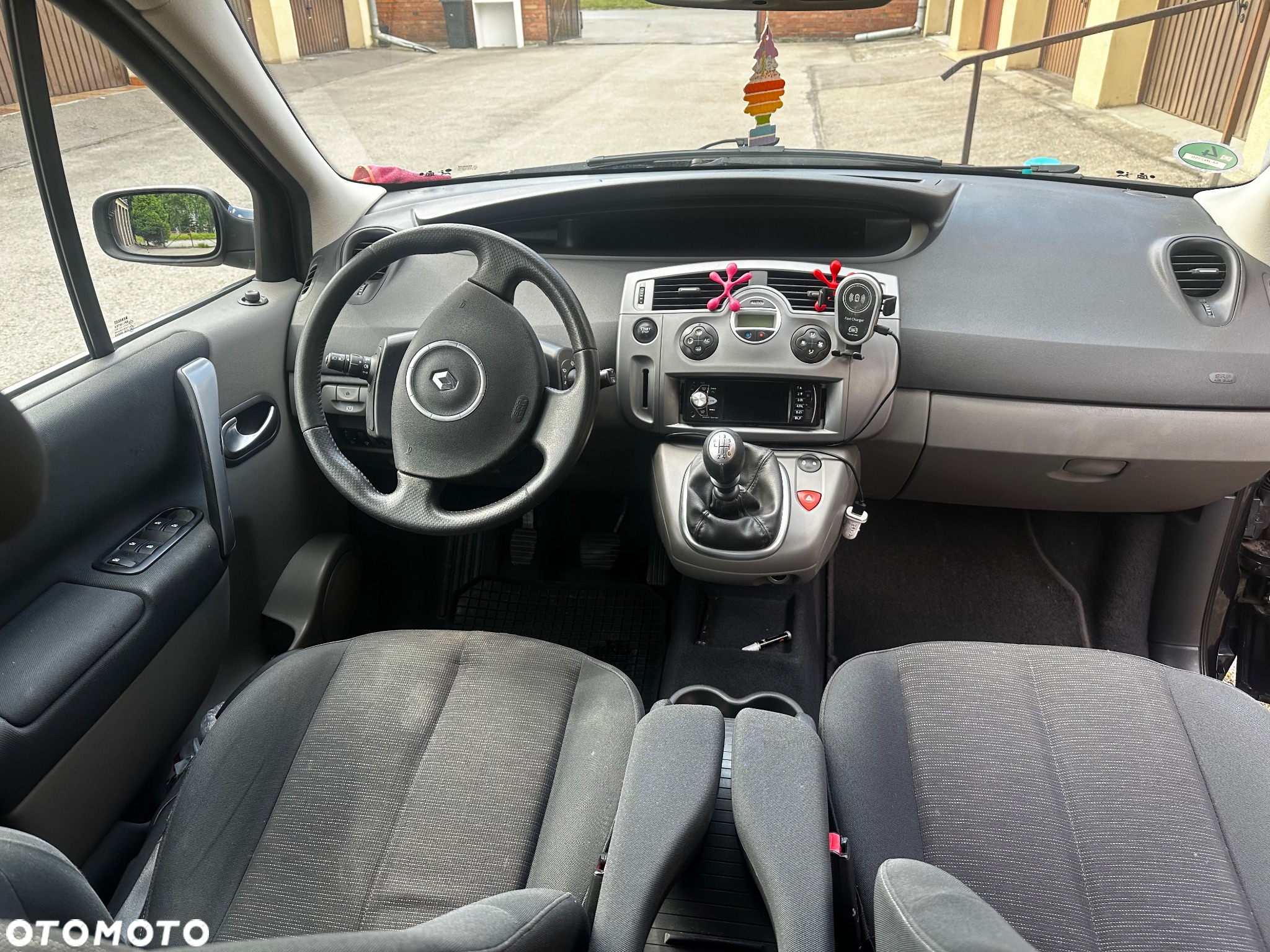 Renault Scenic 1.6 16V Alize - 9