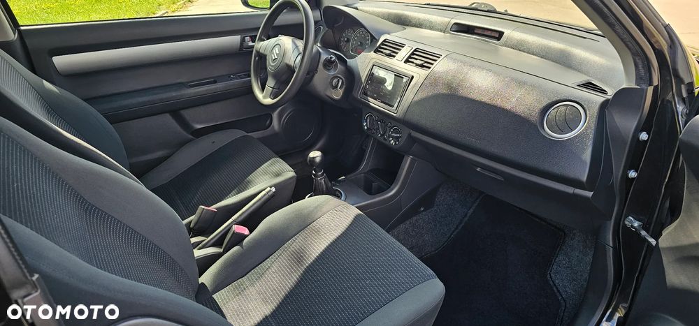 Suzuki Swift 1.3 Classic - 19