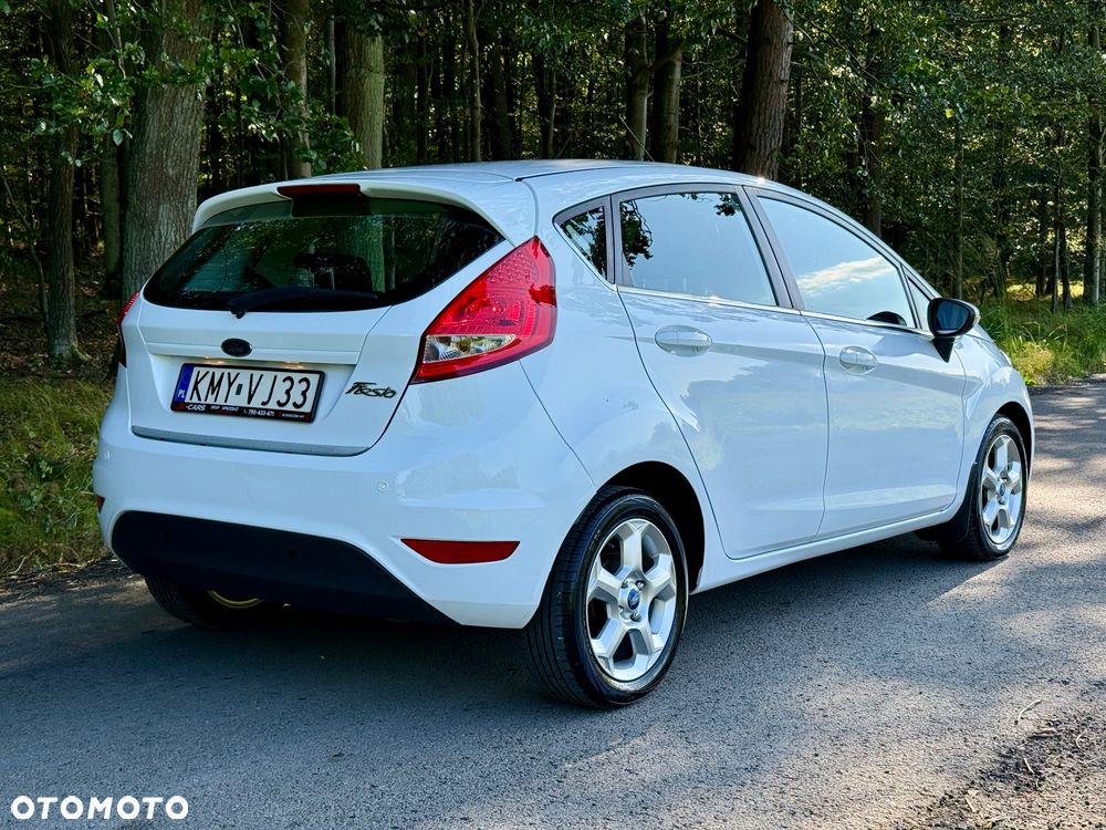 Ford Fiesta 1.25 Ambiente - 11