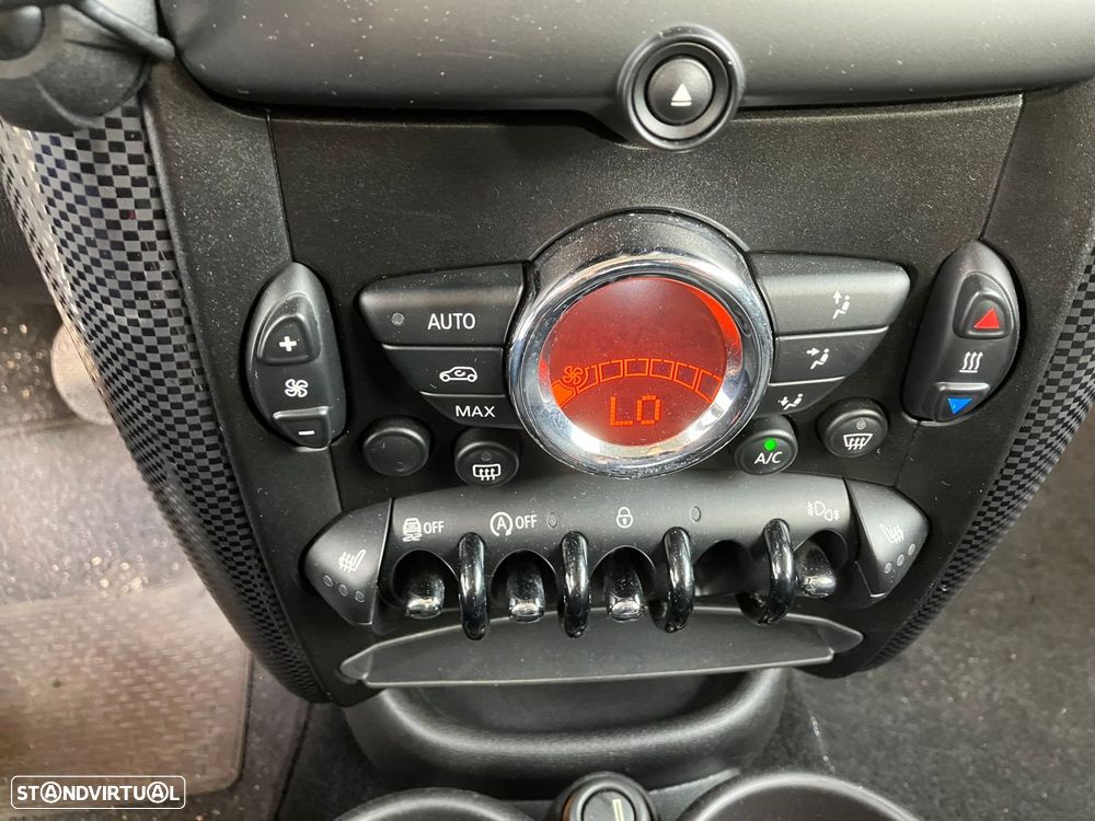 MINI Countryman Cooper D - 12