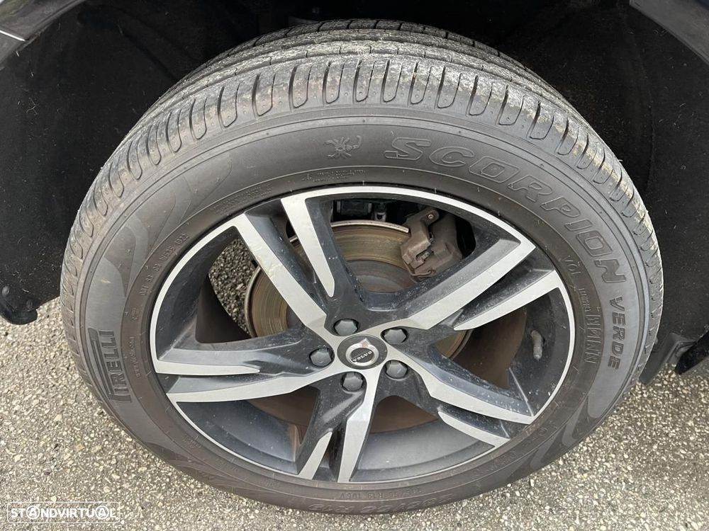 Volvo XC 60 D4 Geartronic RDesign - 31