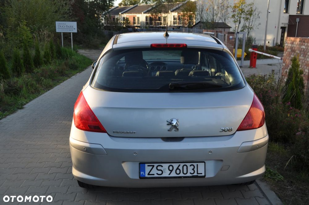 Peugeot 308 1.6 Premium - 5