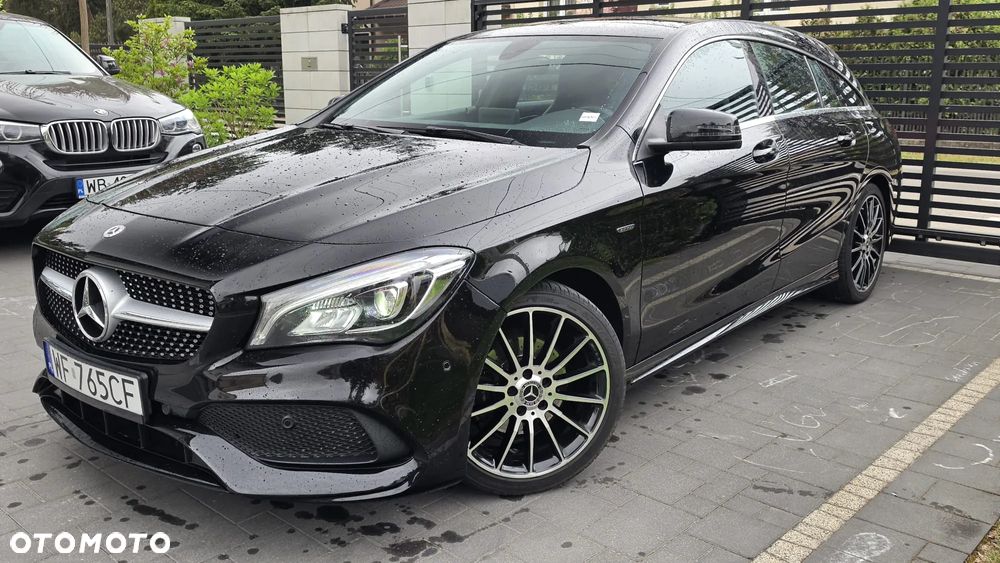 Mercedes-Benz CLA 180 AMG Line - 13