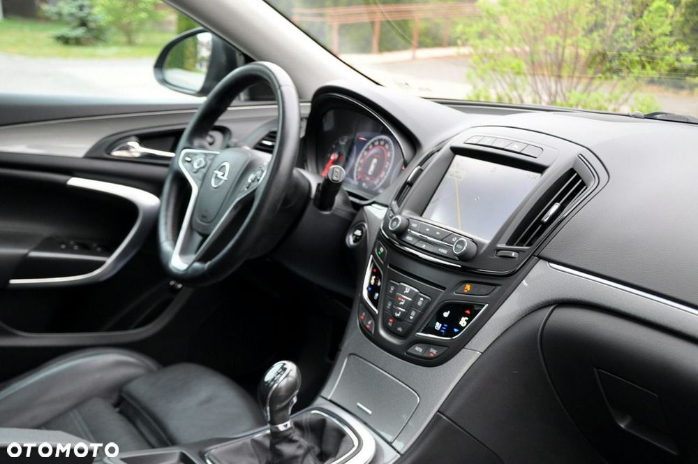 Opel Insignia - 17