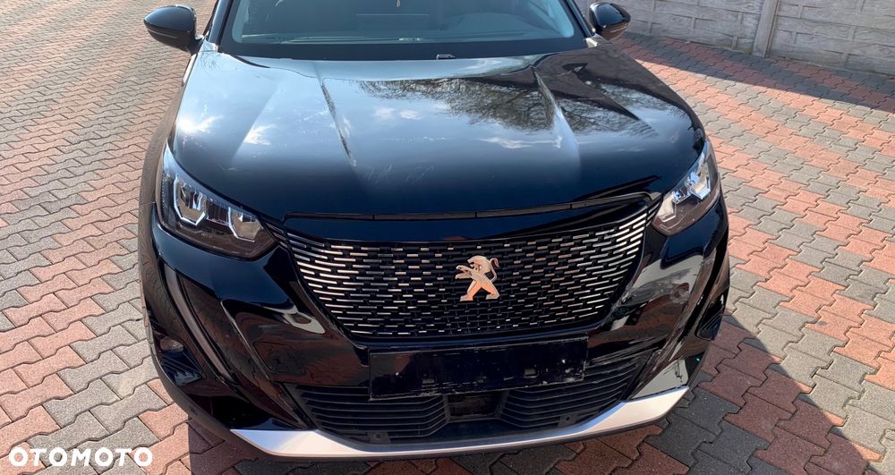 Peugeot 2008 - 8