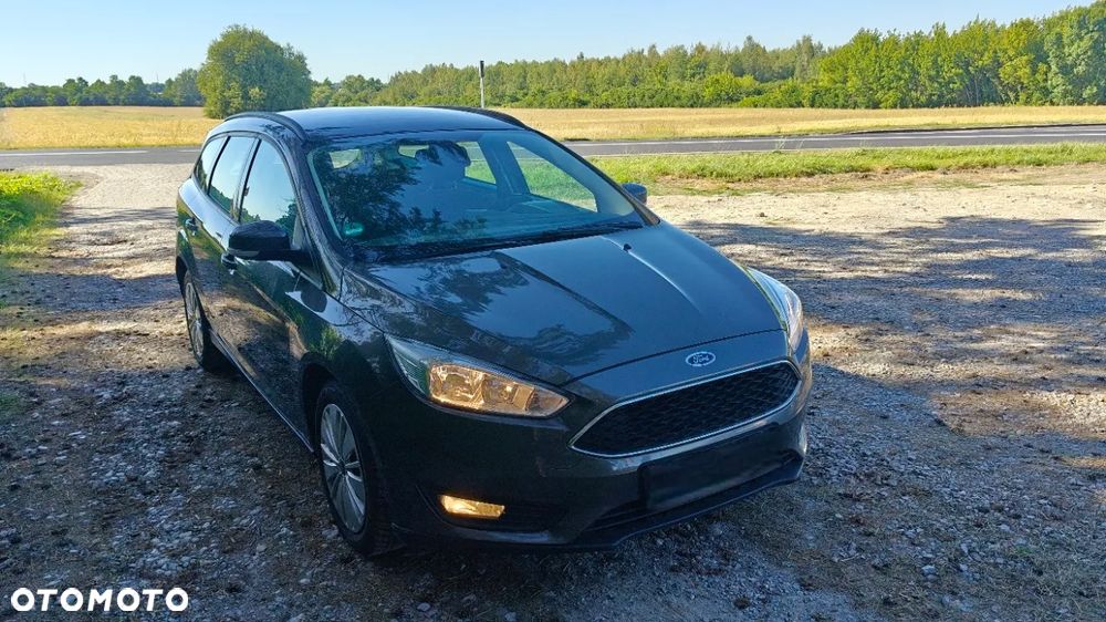 Ford Focus 1.5 TDCi SYNC Edition - 4