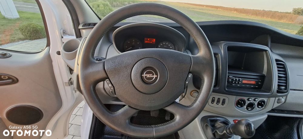 Opel Vivaro - 20