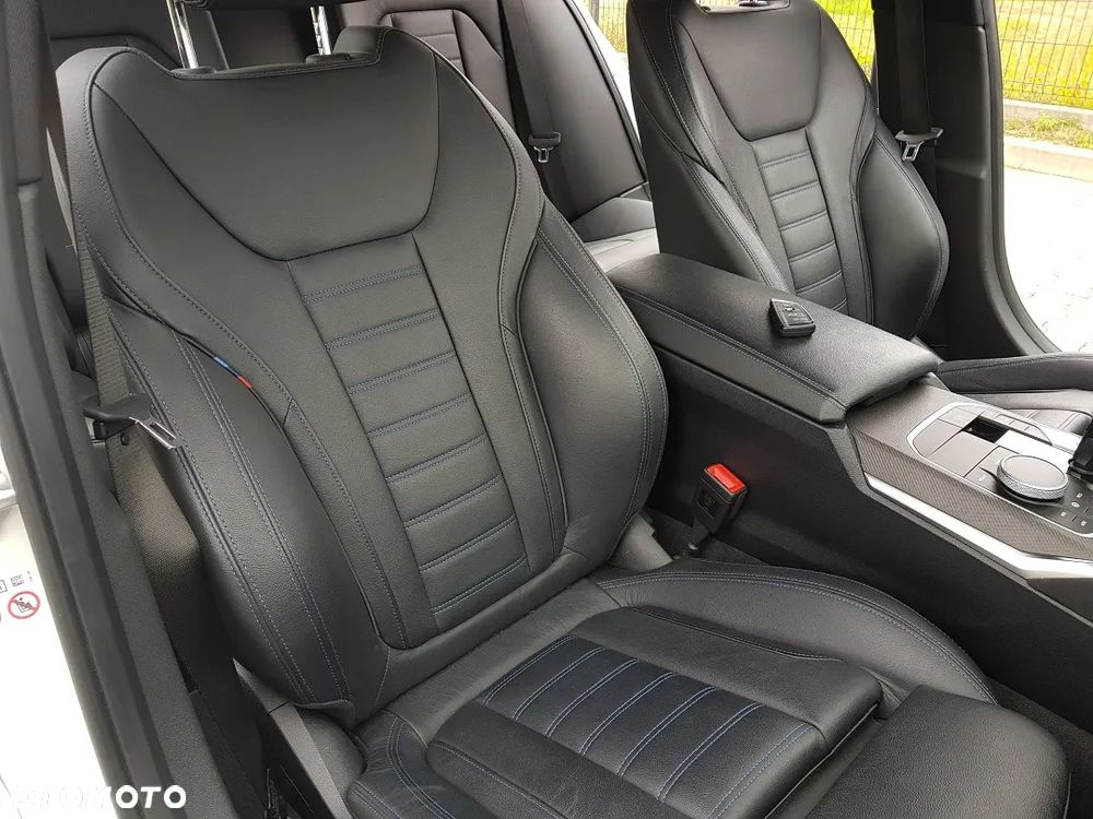 BMW Seria 3 - 26